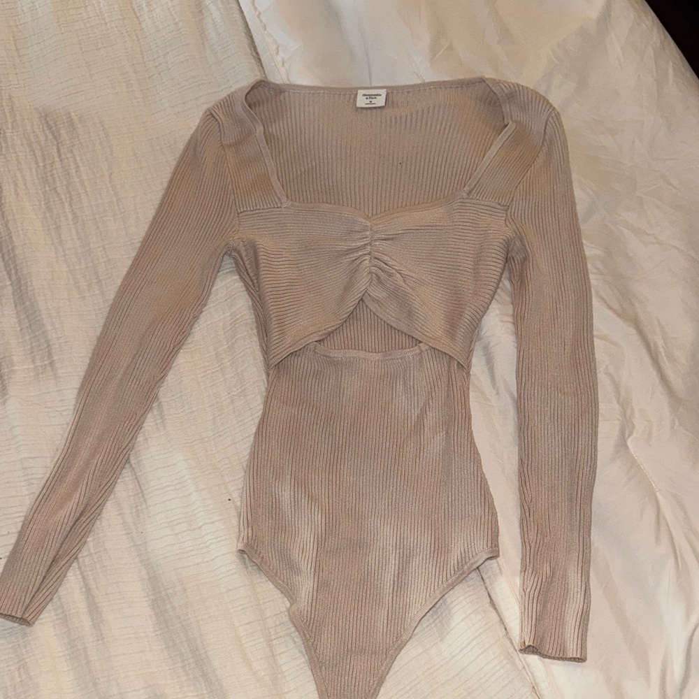 Abercrombie & Fitch Cream Long Sleeve Bodysuit